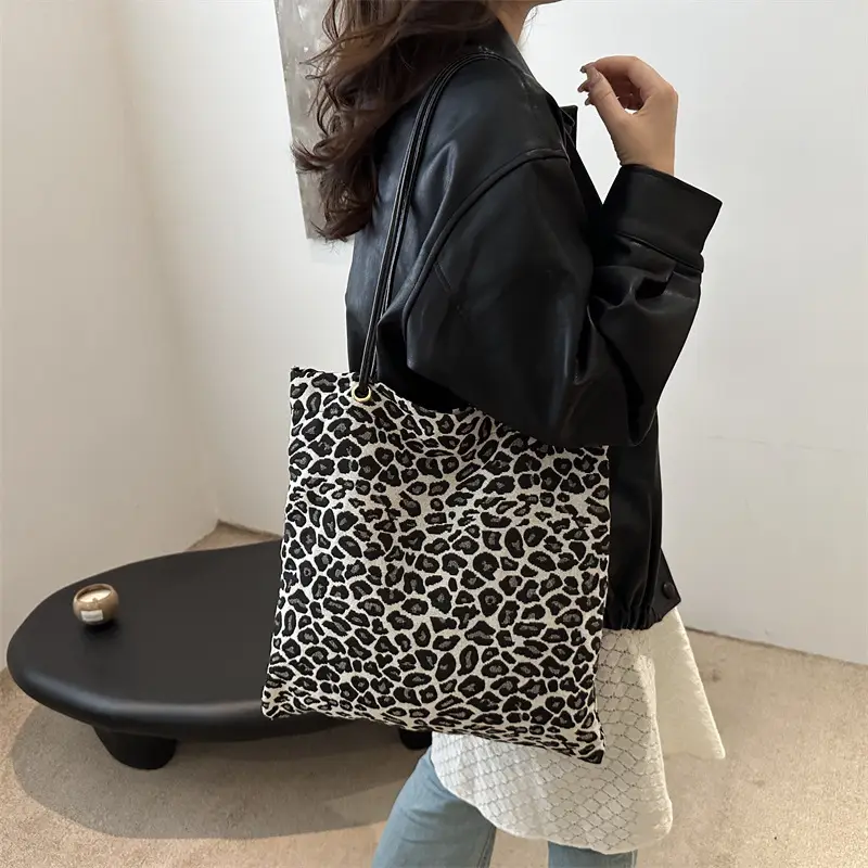 Large Leopard Print Canvas Shoulder Bag for Women - Image 4