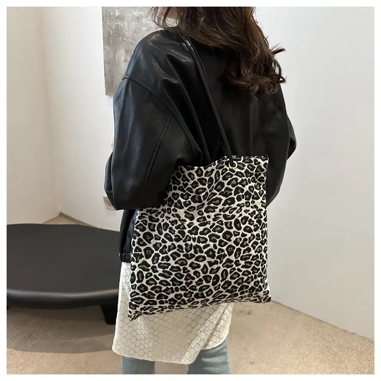 Large Leopard Print Canvas Shoulder Bag for Women — feature 17