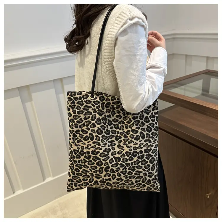 Large Leopard Print Canvas Shoulder Bag for Women — feature 25