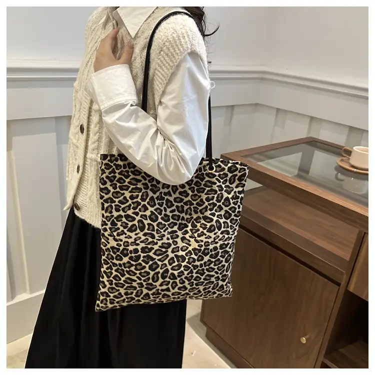 Large Leopard Print Canvas Shoulder Bag for Women — feature 30