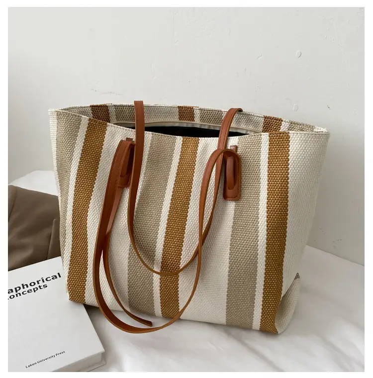 Korean Style Stripe Shoulder Bag for Women 2024 — feature 15