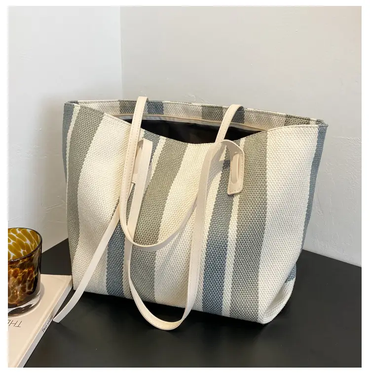 Korean Style Stripe Shoulder Bag for Women 2024 — feature 16