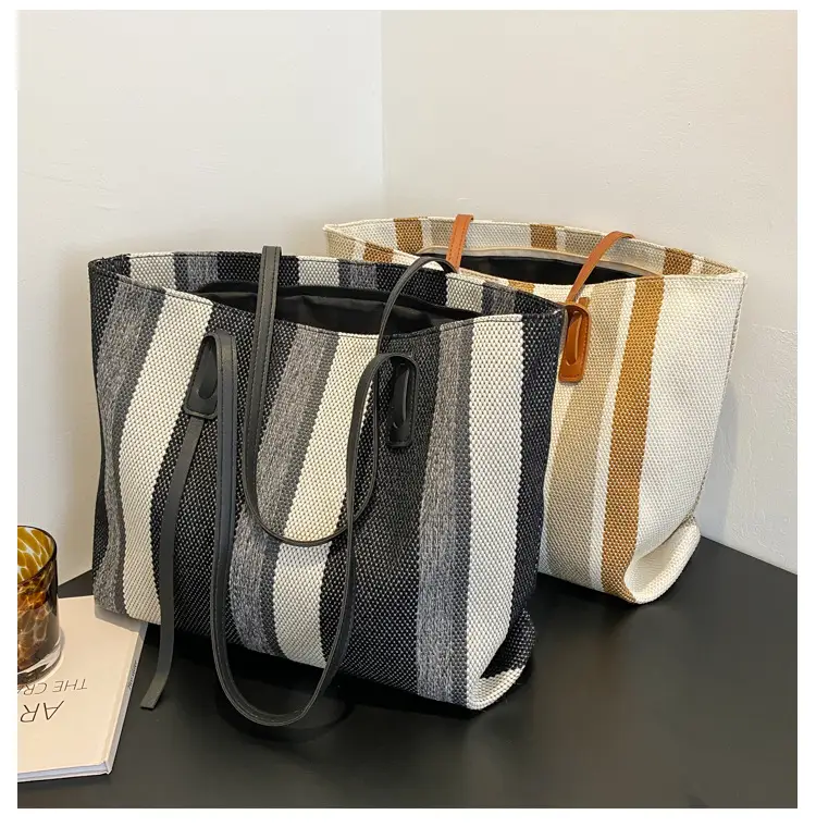 Korean Style Stripe Shoulder Bag for Women 2024 — feature 23