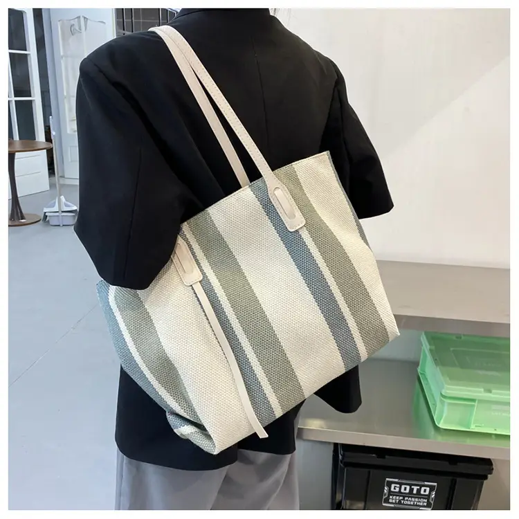 Korean Style Stripe Shoulder Bag for Women 2024 — feature 28