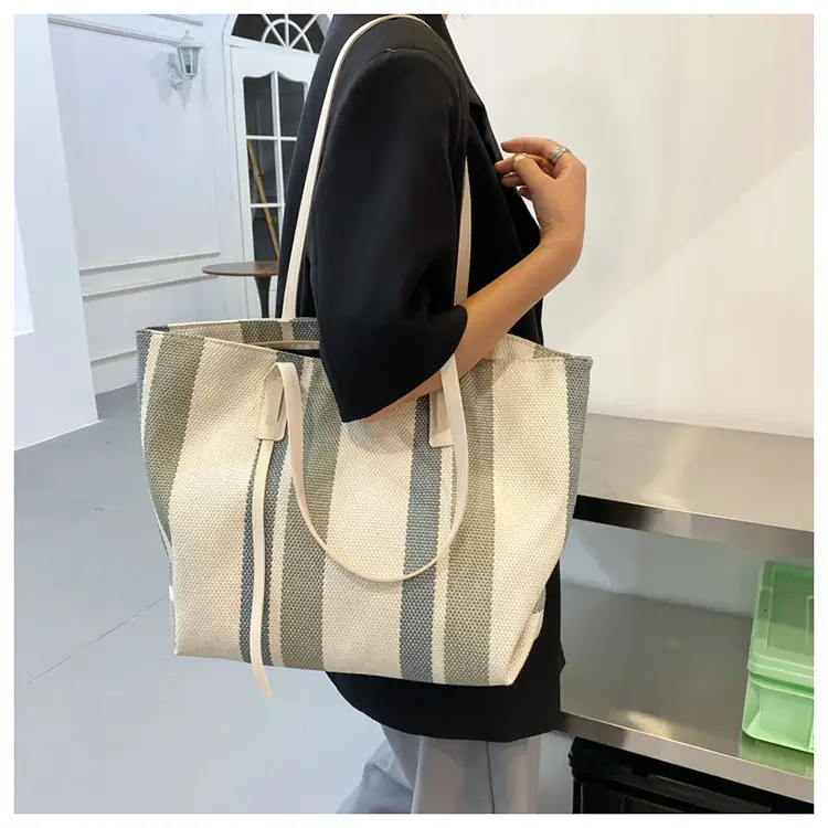 Korean Style Stripe Shoulder Bag for Women 2024 — feature 29
