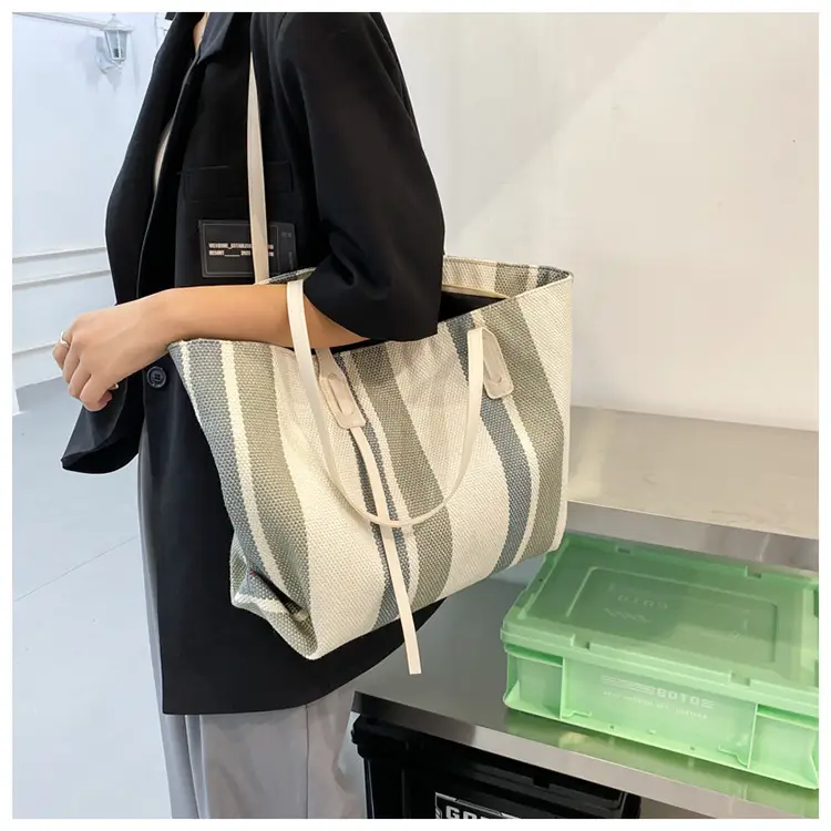 Korean Style Stripe Shoulder Bag for Women 2024 — feature 34