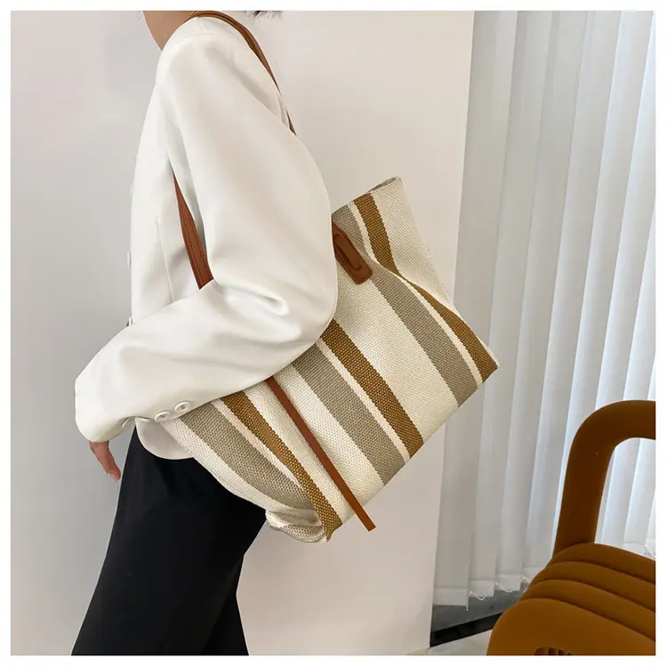 Korean Style Stripe Shoulder Bag for Women 2024 — feature 39