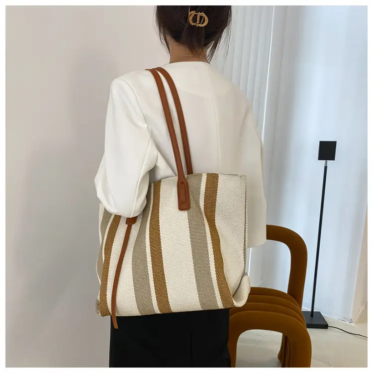 Korean Style Stripe Shoulder Bag for Women 2024 — feature 40