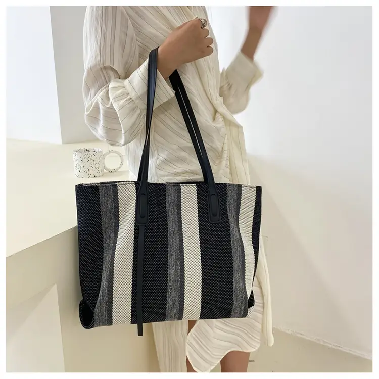 Korean Style Stripe Shoulder Bag for Women 2024 — feature 42