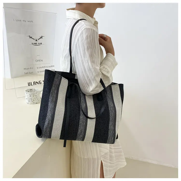 Korean Style Stripe Shoulder Bag for Women 2024 — feature 43