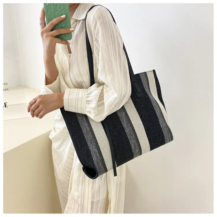 Korean Style Stripe Shoulder Bag for Women 2024 — feature 45