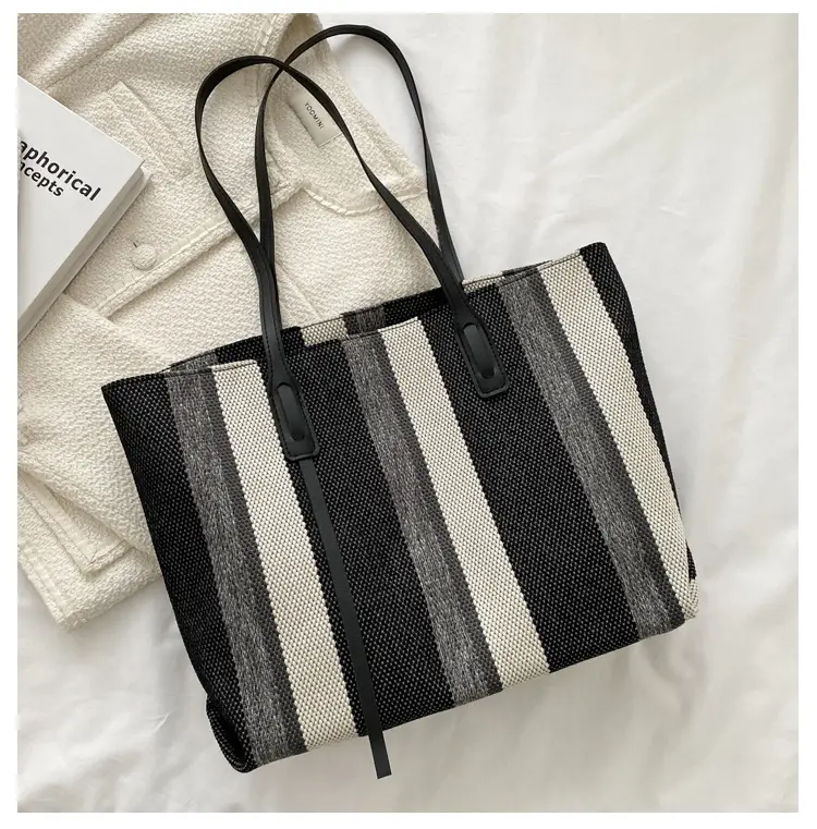 Korean Style Stripe Shoulder Bag for Women 2024 — feature 8