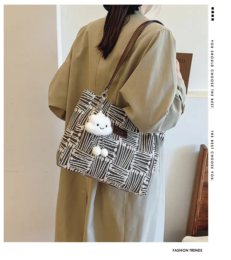 Korean Style Textured Shoulder Bag for Women — feature 1