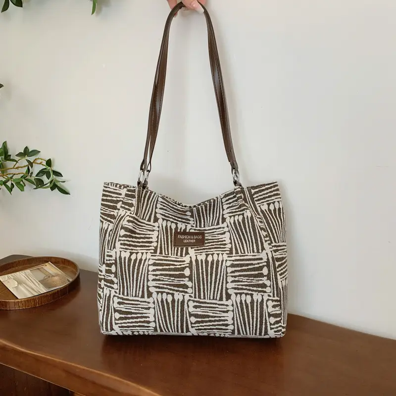 Korean Style Textured Shoulder Bag for Women - Image 2