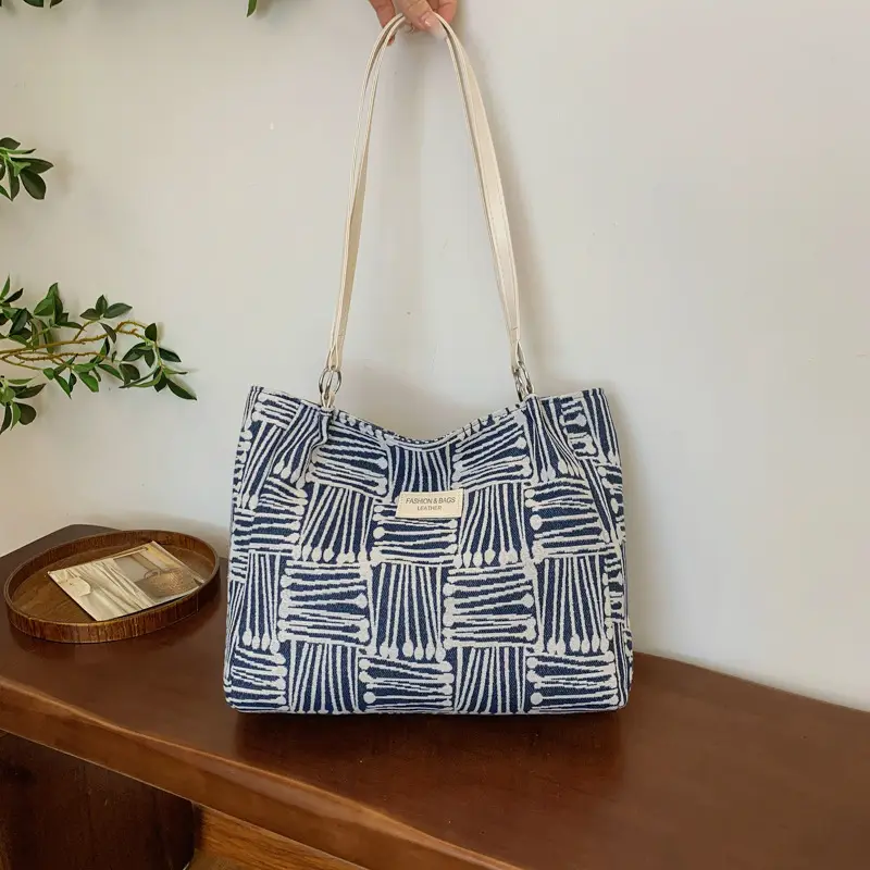 Korean Style Textured Shoulder Bag for Women - Image 4