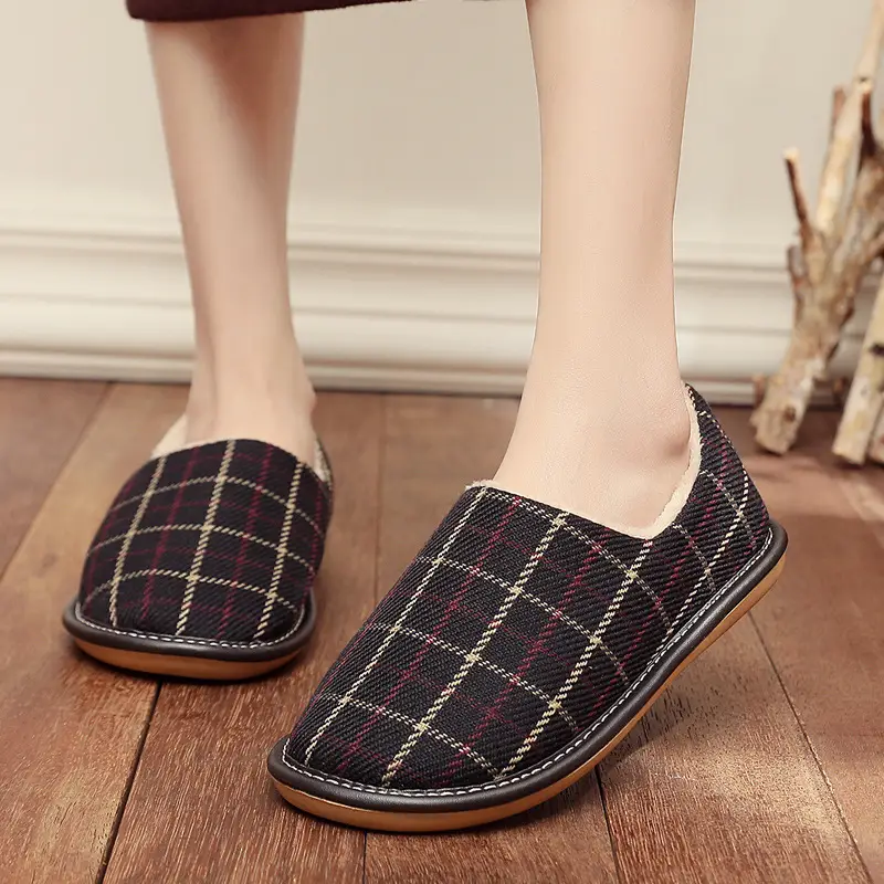 Cotton Slippers with Heel for Winter Women's Indoor Courtyard Couple Non-Slip Warm Fabric Slippers with Heel for Men Retro Style - Image 3