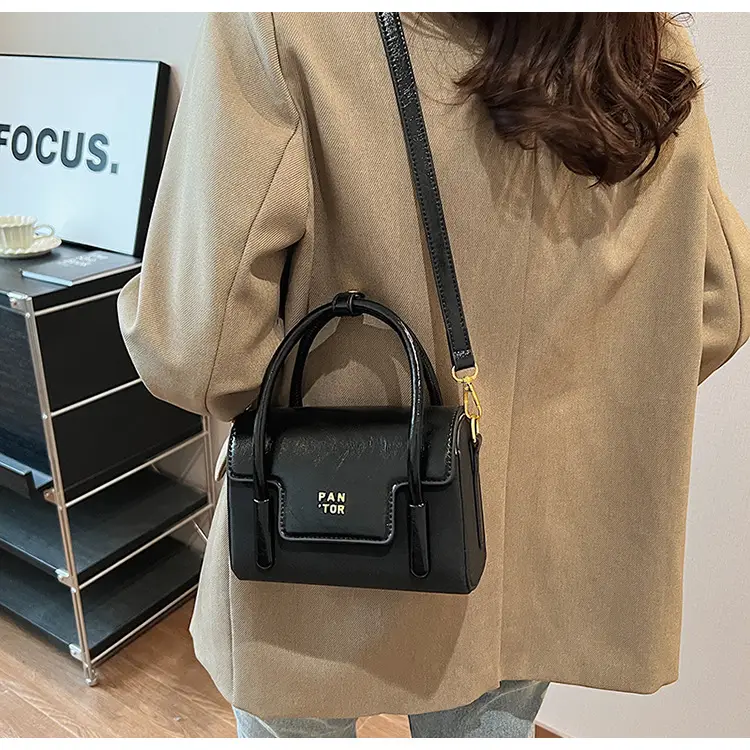 Women's 2026 Crossbody Bag High-End Fashion Casual Shoulder — feature 18