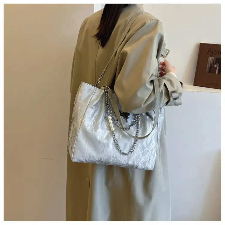 Women's Creamy Cloud Handbag with Chain Accessory — feature 10