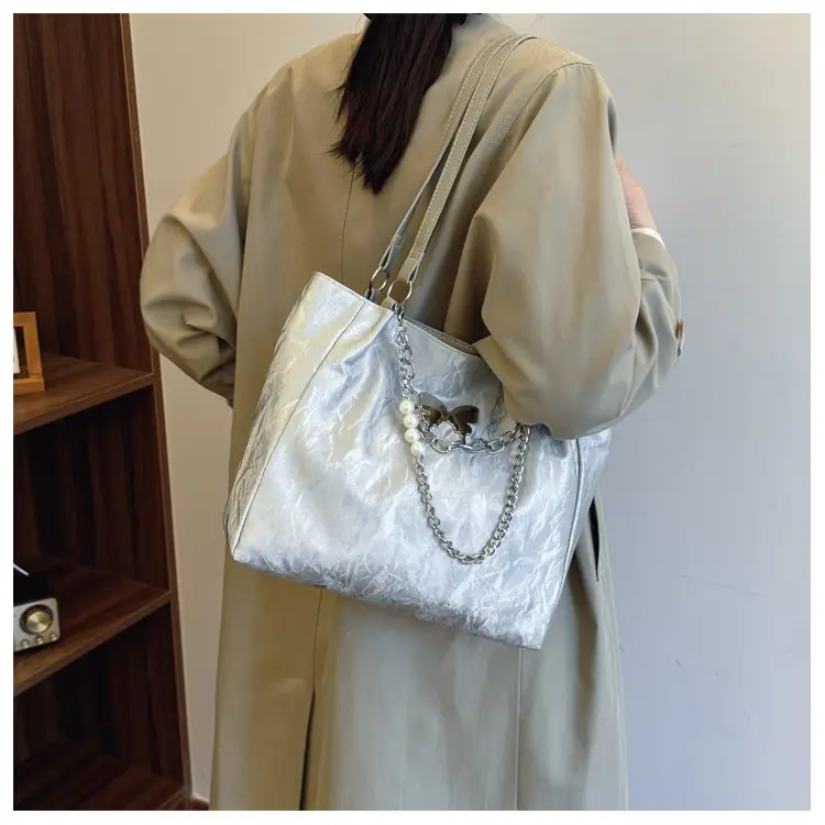 Women's Creamy Cloud Handbag with Chain Accessory — feature 8
