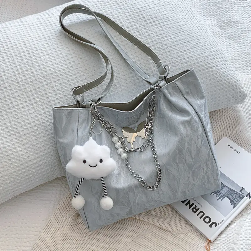 Women's Creamy Cloud Handbag with Chain Accessory - Image 3