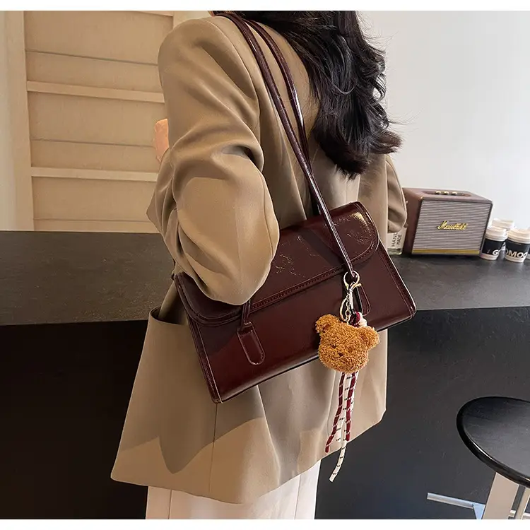 Women Cross-Border Retro Brown Shoulder Bag 2026 — feature 17