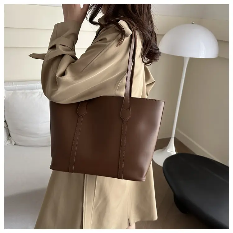 Black Korean Style Large Tote Bag 2024 — feature 13