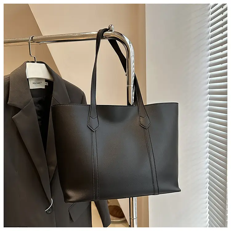 Black Korean Style Large Tote Bag 2024 — feature 21