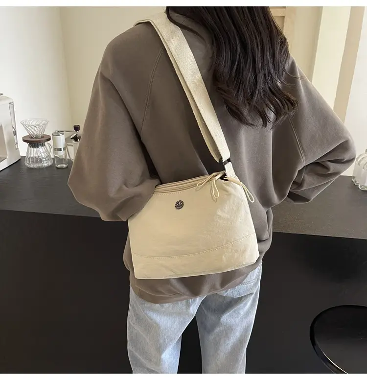 Lightweight 2024 Crossbody Bag for Women — feature 33
