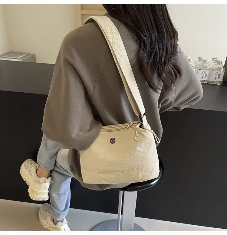 Lightweight 2024 Crossbody Bag for Women — feature 34