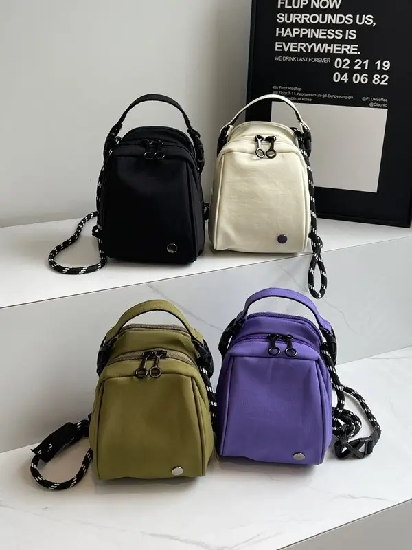 Green Shell Crossbody Bag with Chain Strap