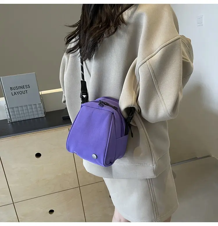 Green Shell Crossbody Bag with Chain Strap — feature 21