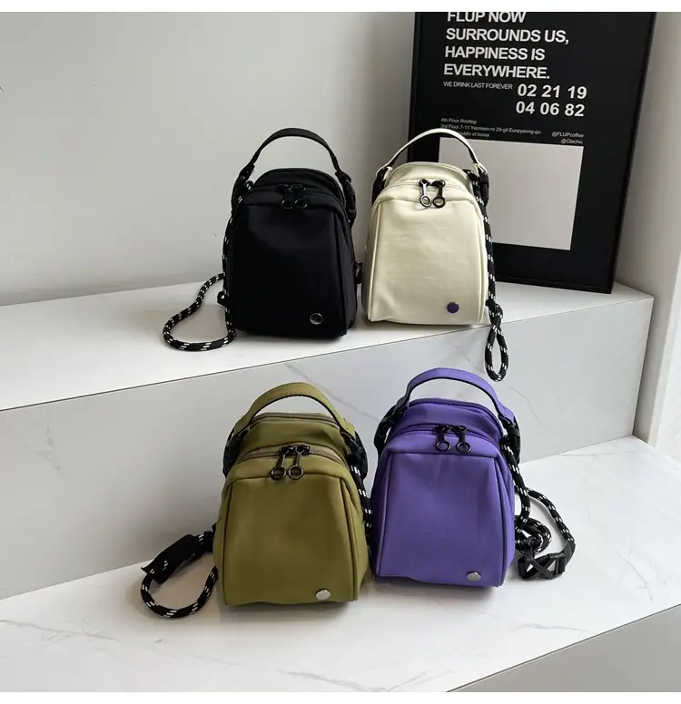 Green Shell Crossbody Bag with Chain Strap — feature 34