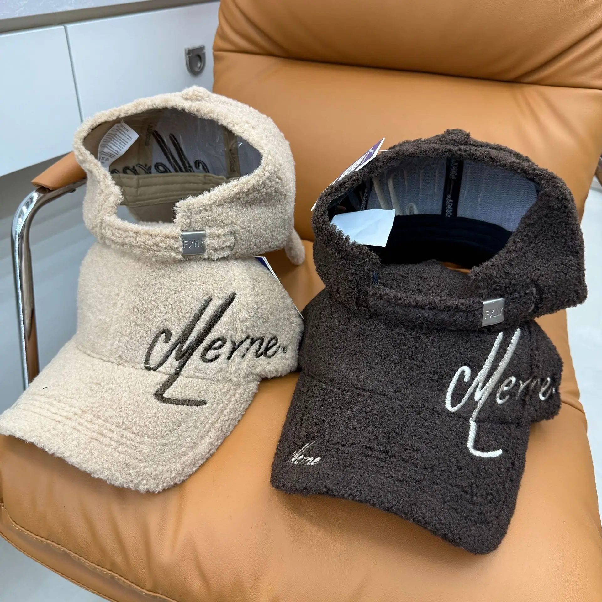 Warm Korean Baseball Cap with Embroidered Letter for Men - Image 3