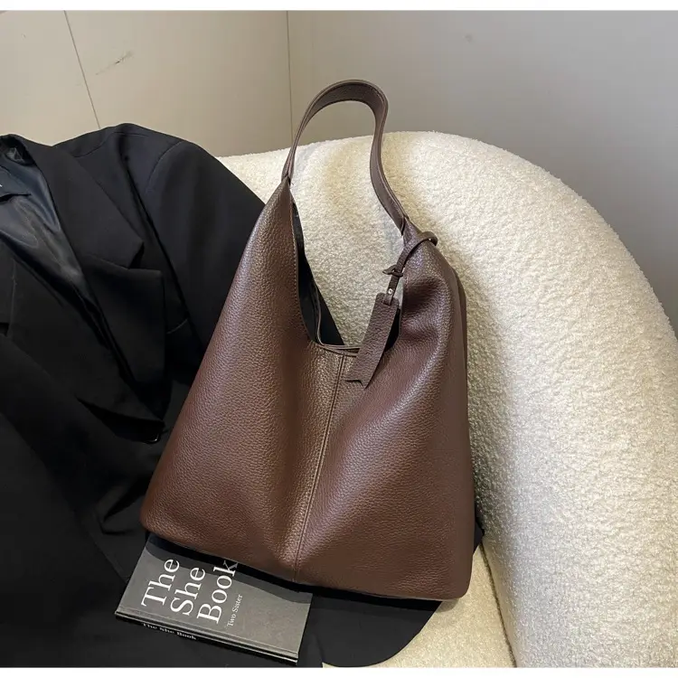 Women Retro Black Shoulder Bag 2024 Autumn Winter — feature 18