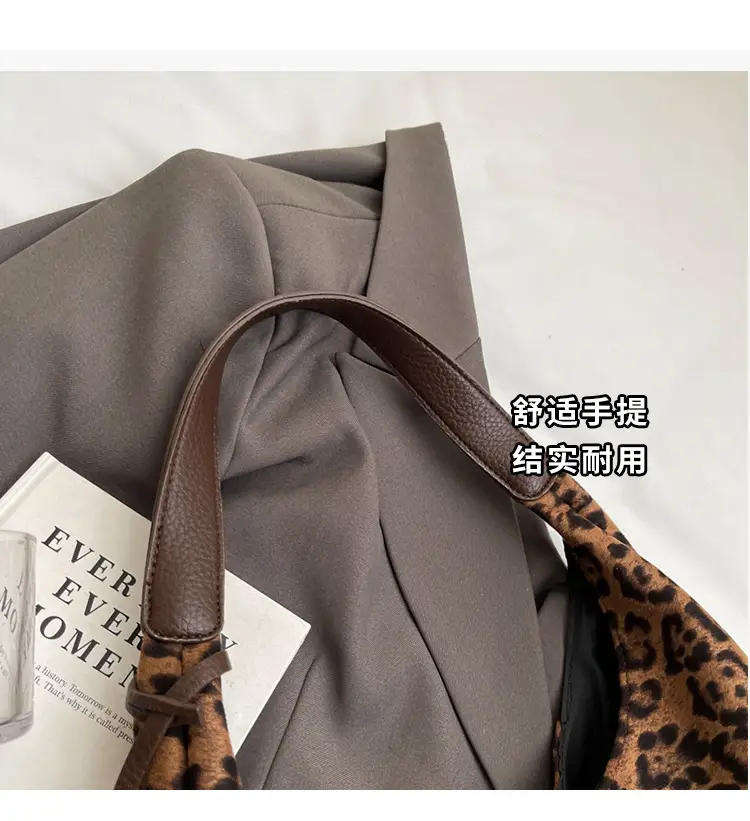 Women Retro Black Shoulder Bag 2024 Autumn Winter — feature 3