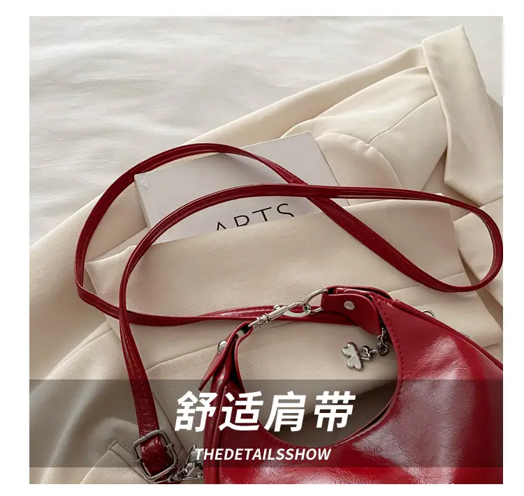 Women's Crescent Shoulder Bag Silver 2024 — feature 5