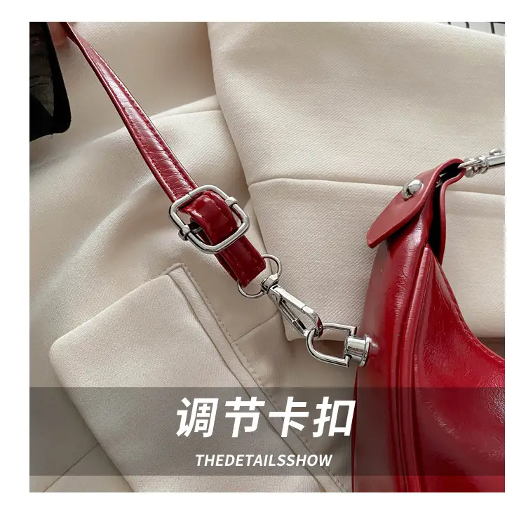 Women's Crescent Shoulder Bag Silver 2024 — feature 7