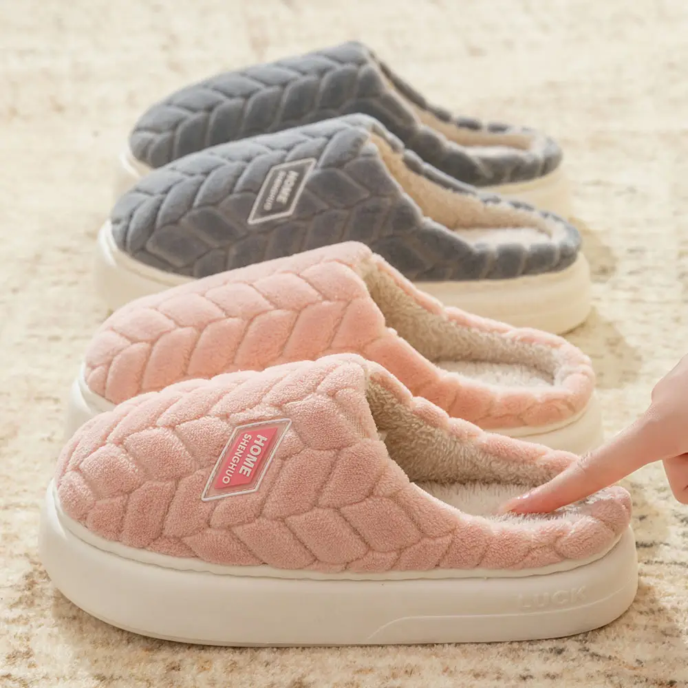 Winter Plush Cotton Slippers for Women, Soft and Fluffy, Suitable for Indoor and Outdoor Use, Thickened and Warm, Cotton Shoes for Men and Students, Wholesale - Image 9