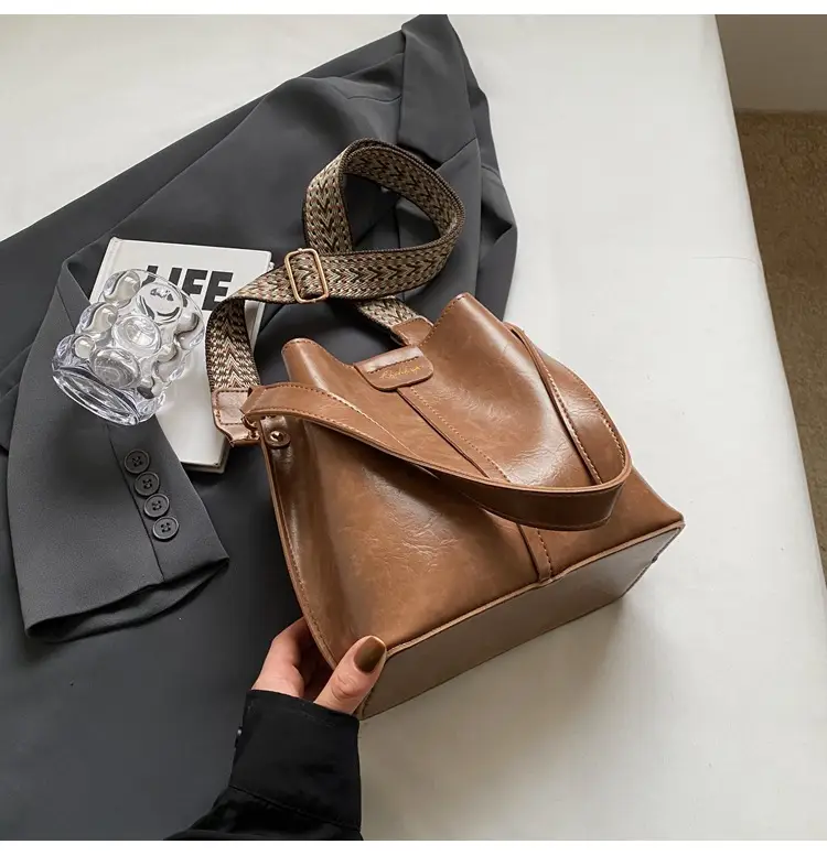 Women's Vintage Brown Leather Bucket Bag Shoulder Messenger — feature 32