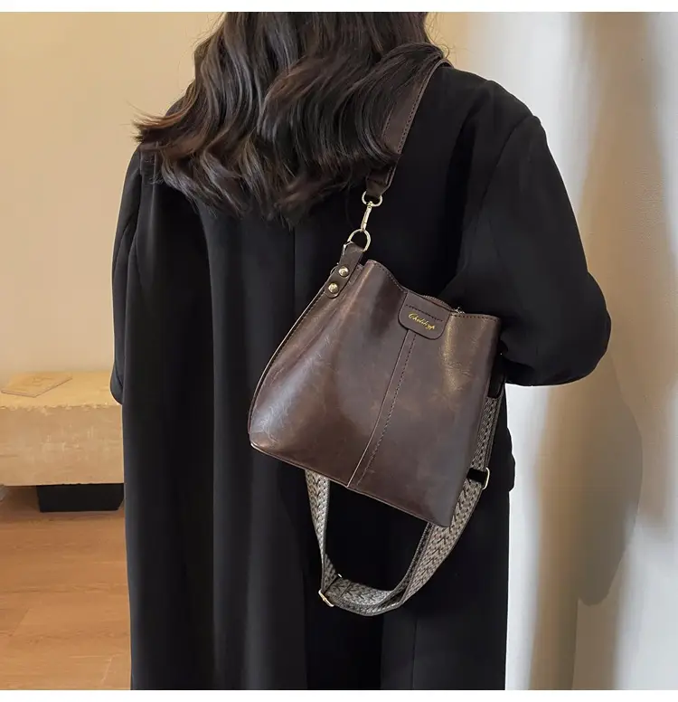 Women's Vintage Brown Leather Bucket Bag Shoulder Messenger — feature 8