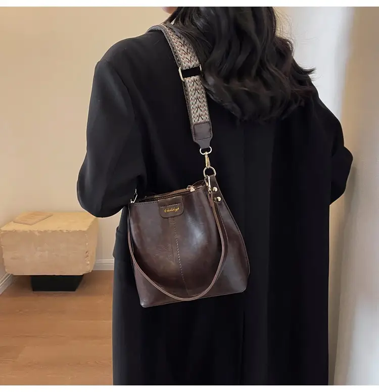 Women's Vintage Brown Leather Bucket Bag Shoulder Messenger — feature 9