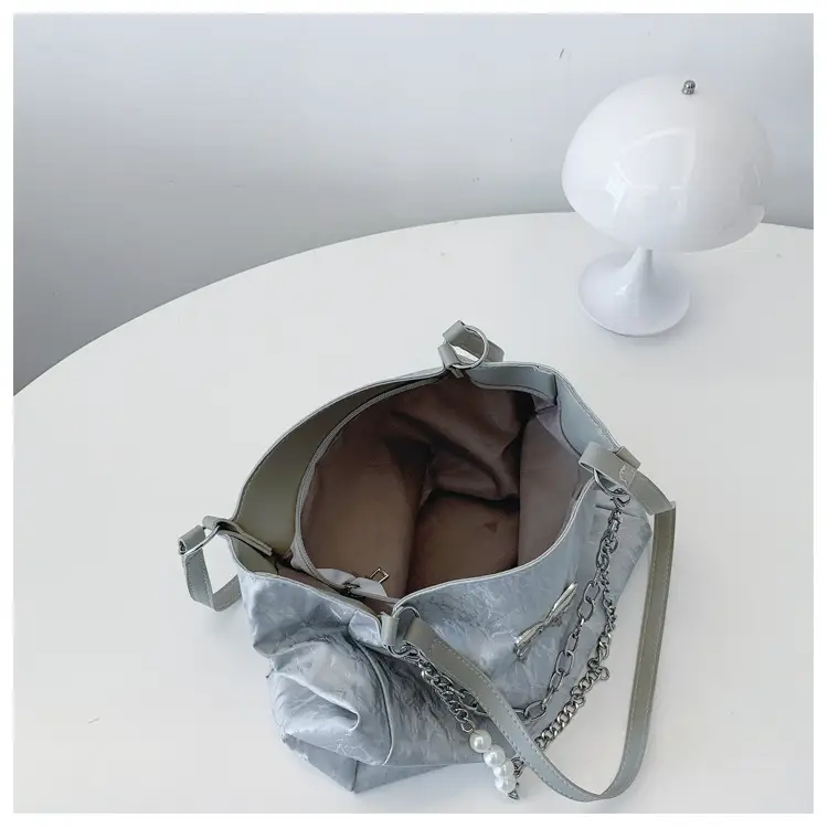 Commuting Bag for Women, Large Capacity, 2026 New Spring and Summer Silver Women's Tote Bag, College Student Class Shoulder Bag — feature 12