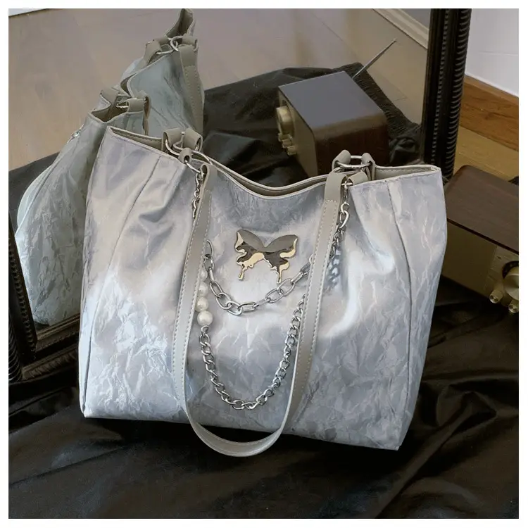 Commuting Bag for Women, Large Capacity, 2026 New Spring and Summer Silver Women's Tote Bag, College Student Class Shoulder Bag — feature 30