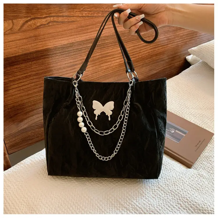 Commuting Bag for Women, Large Capacity, 2026 New Spring and Summer Silver Women's Tote Bag, College Student Class Shoulder Bag — feature 40