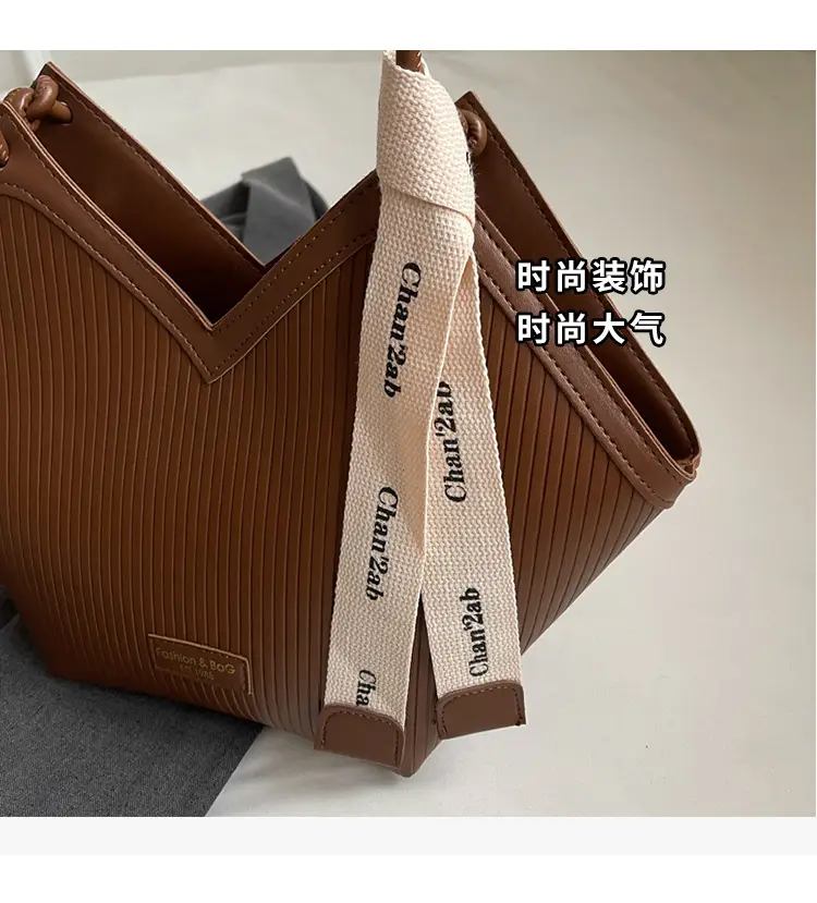 Women's Brown Underarm Bag Large Capacity 2024 — feature 5