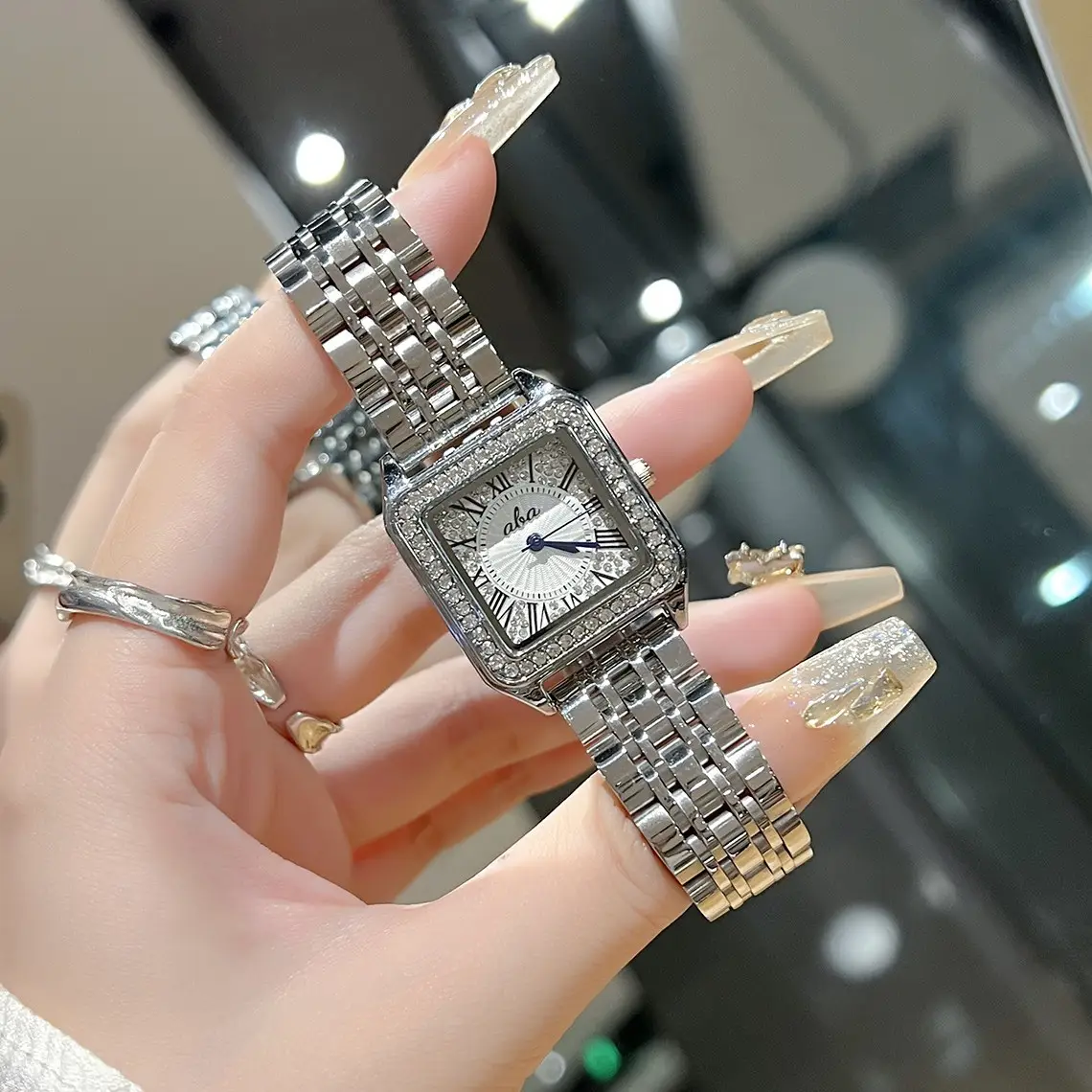 Women's Diamond Band Quartz Watch with Hot Cheetah Belt - Image 8