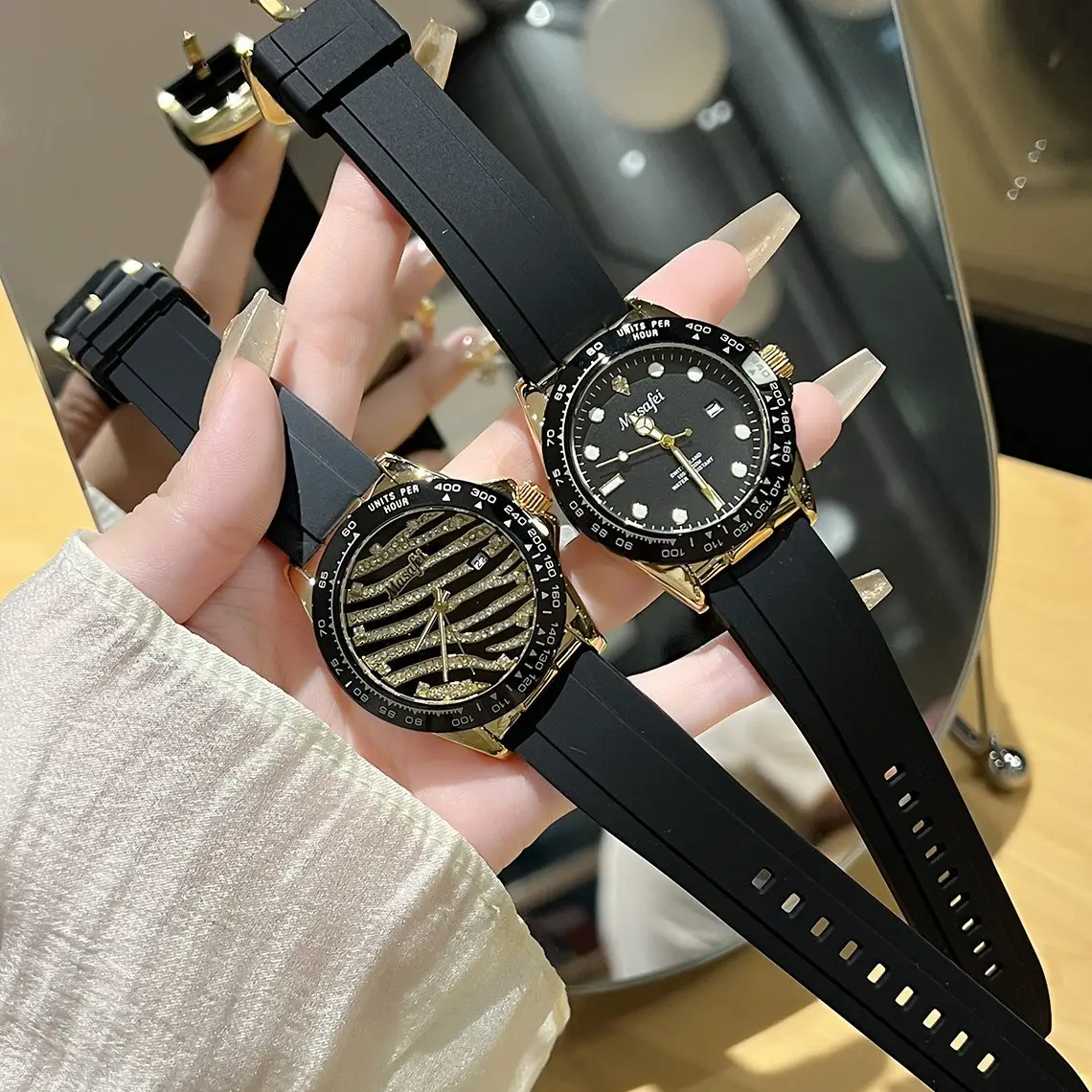 Fake Tiger Di Cross-border Men's Watch Black Silicone Waterproof - Image 6