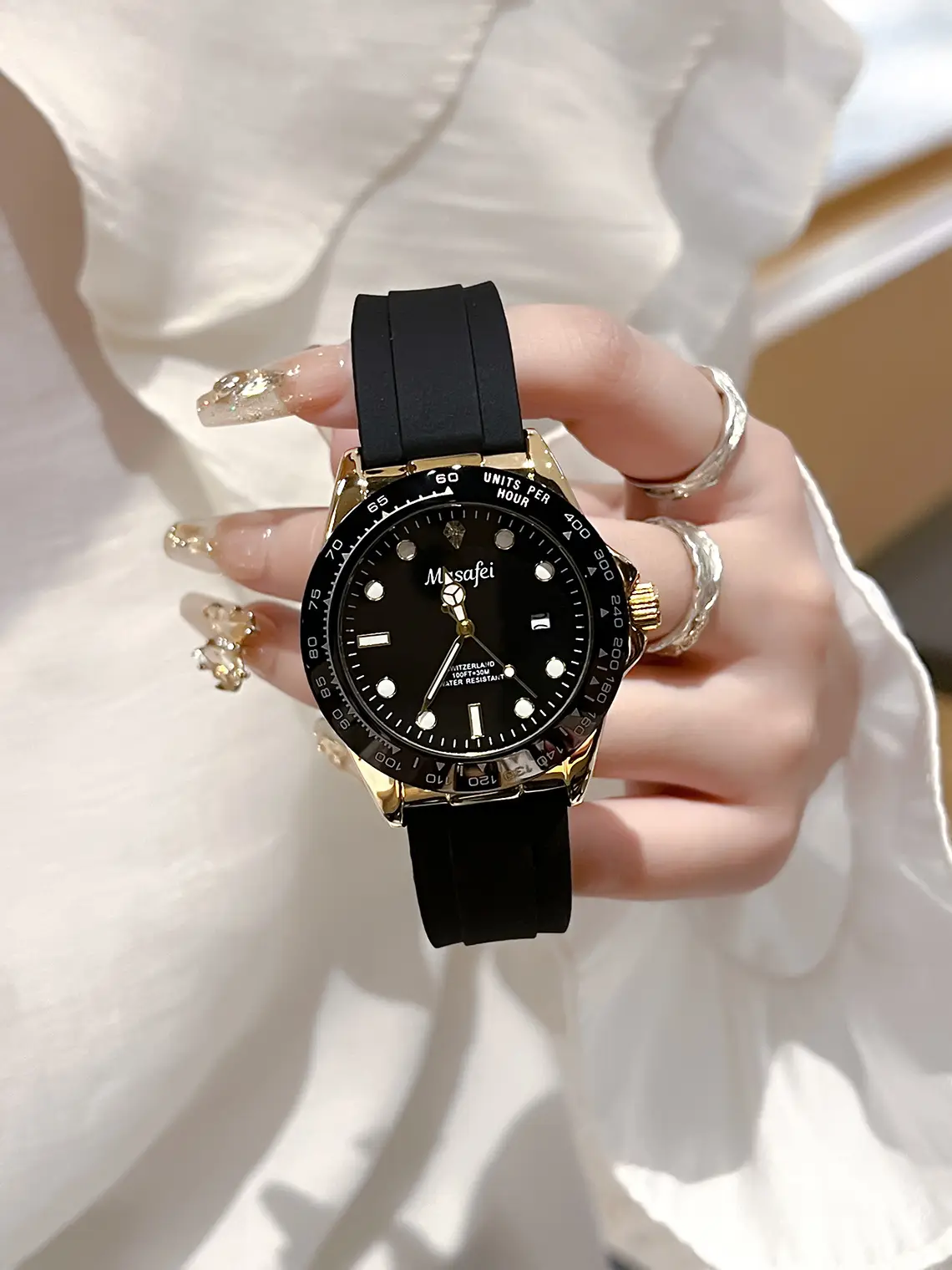 Fake Tiger Di Cross-border Men's Watch Black Silicone Waterproof — feature 5
