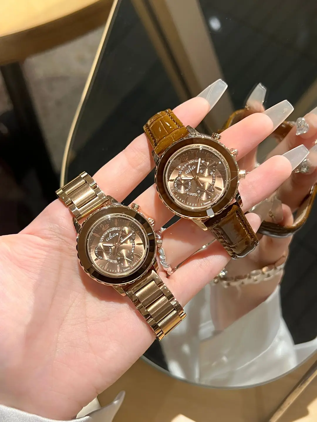 Time beauty ladies temperament fashion Joker quartz watch trend green element leather watch wholesale manufacturers — feature 4