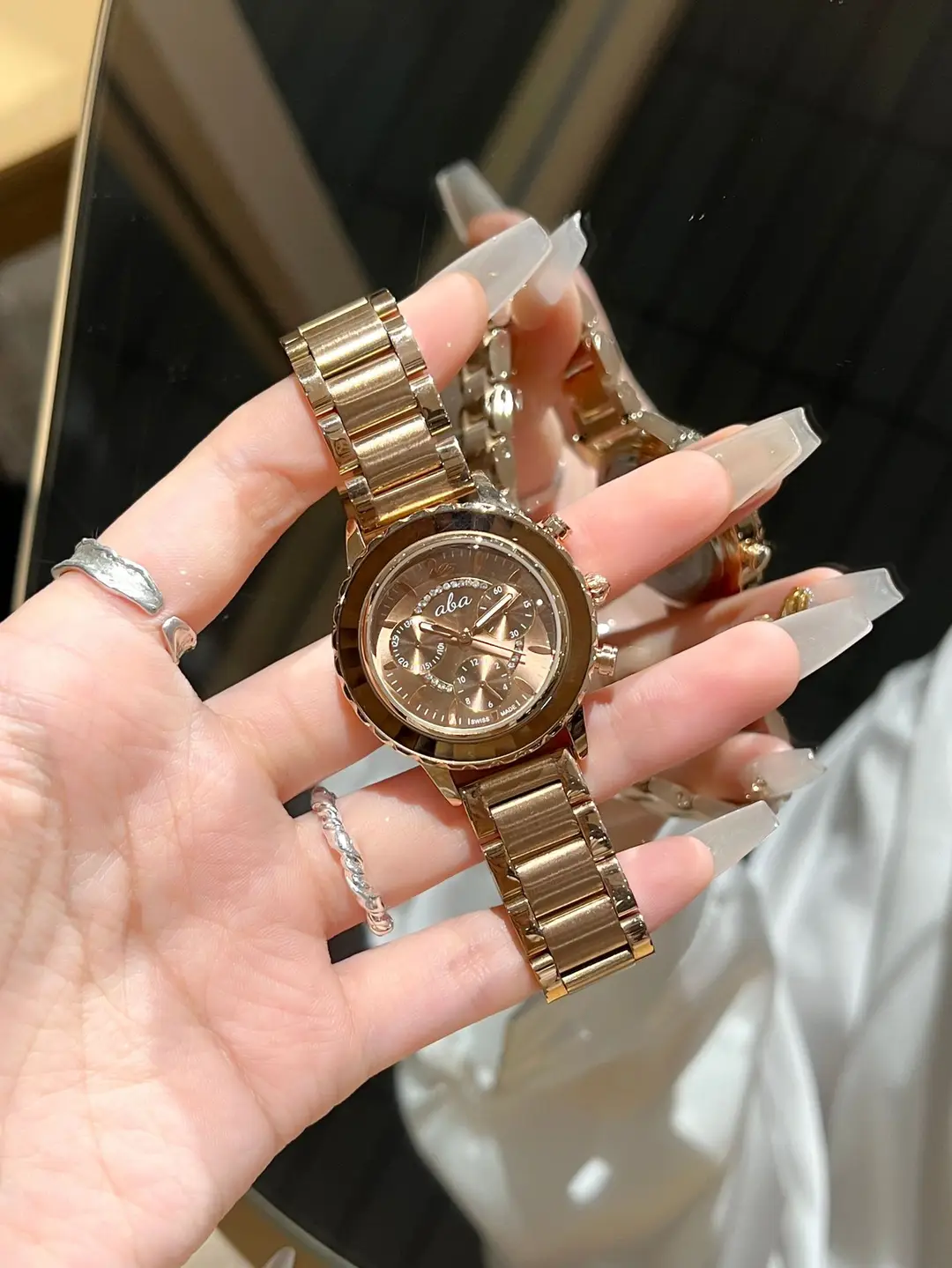 Time beauty ladies temperament fashion Joker quartz watch trend green element leather watch wholesale manufacturers — feature 6